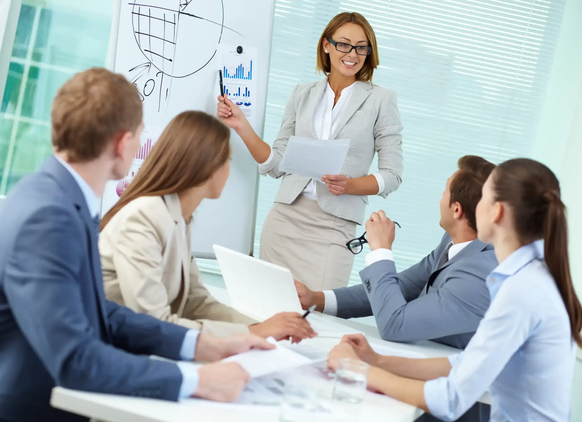 D2F Consulting - Sesión de academia y formación empresarial