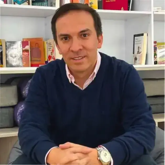 Fotografía profesional de Diego Forero, Chief Executive Officer (CEO)